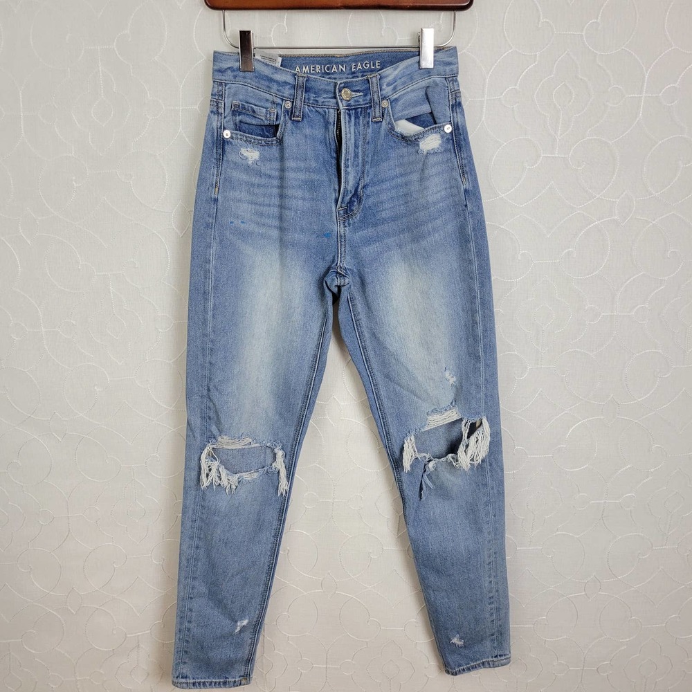 American Eagle Blue Distressed Mom Jean Ripped Knee Fashion
